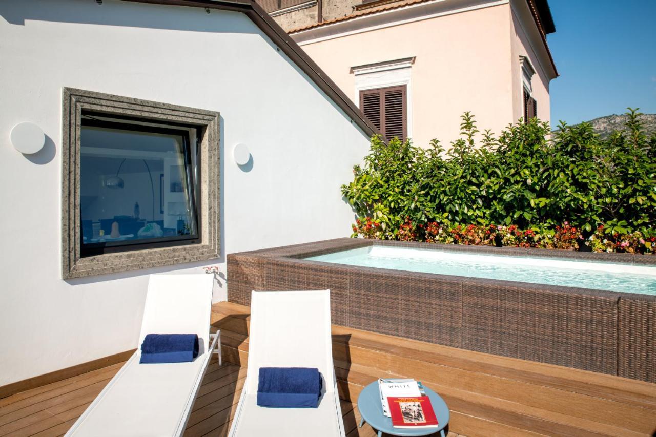 Myexclusiveitaly - Luxury Villa With Penthouse, Pools And Sea View Sant'Agnello Exterior photo